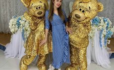 Курьер в костюме фото