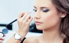 Уроки макияжа "Сам себе визажист" фото