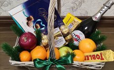 Подарочная корзина для партнеров фото