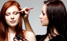 Уроки макияжа "Сам себе визажист" фото