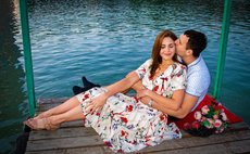 Романтическое свидание на лодке фото