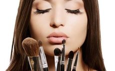 Уроки макияжа "Сам себе визажист" фото