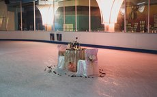 Романтическое свидание на катке фото