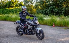 Урок вождения мотоцикла фото