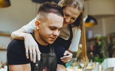 Свидание в гончарной студии фото